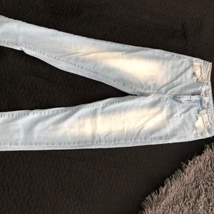 Size S soft skinny jeans